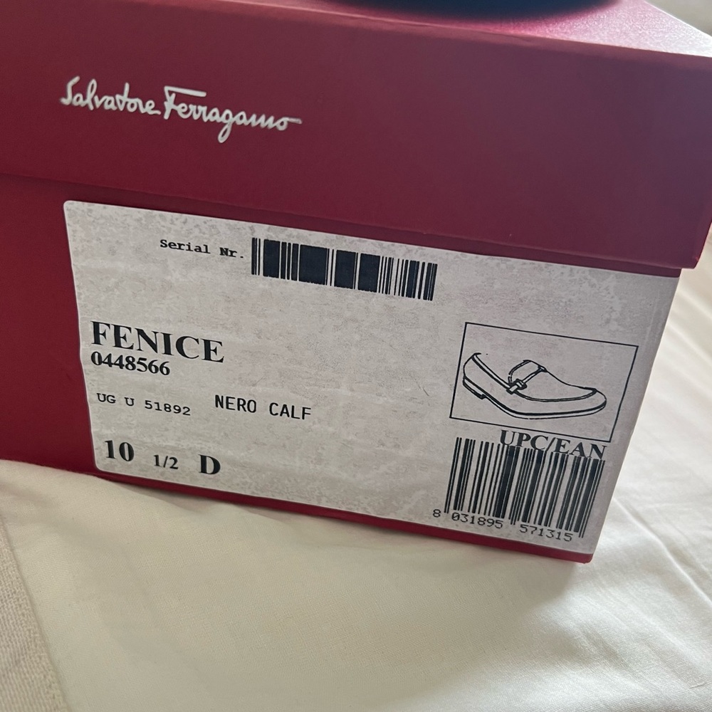 Salvatore Ferragamo Fenice Leather Loafer View 2